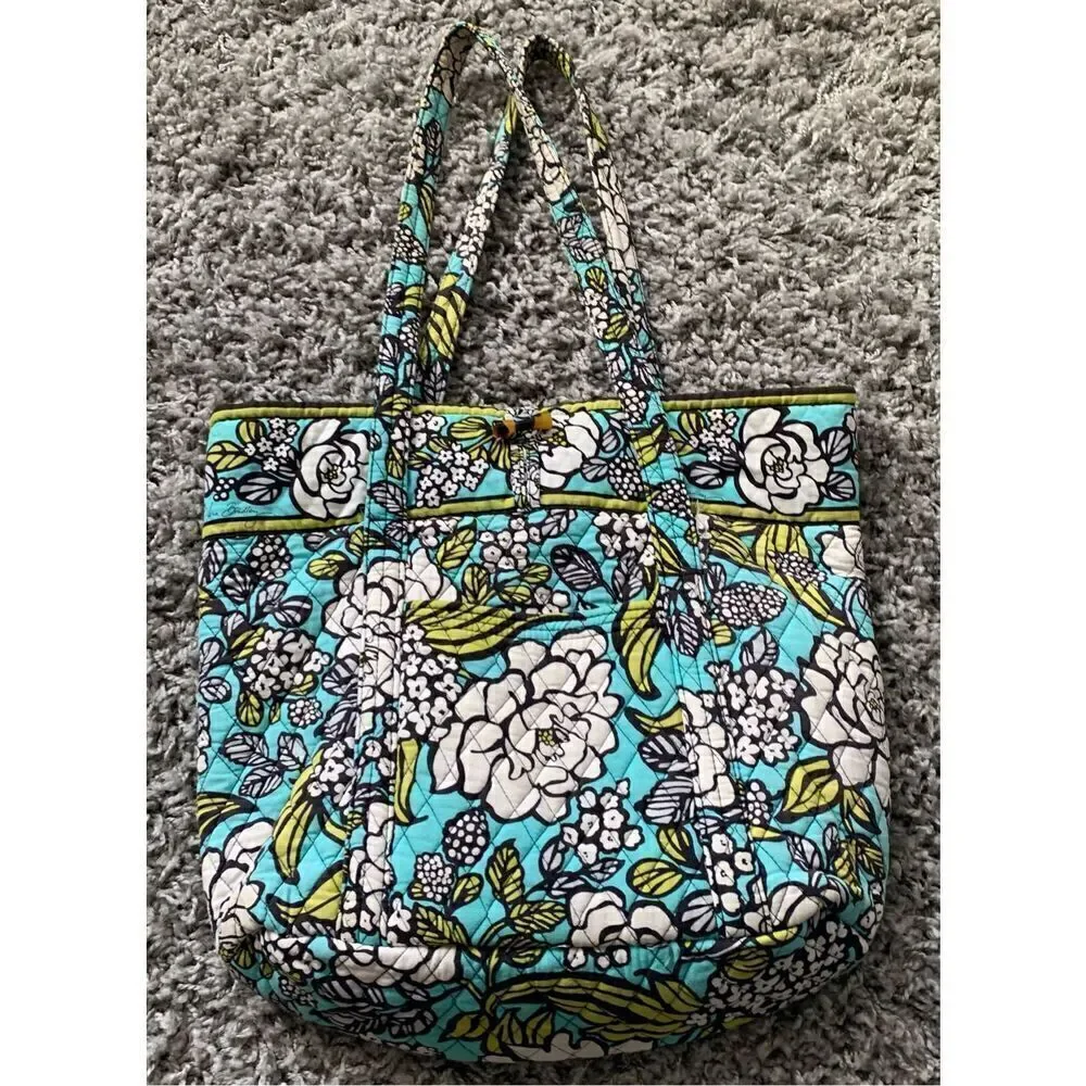 Vera Bradley Island Blooms Sweetheart Shoulder Bag Tote Purse